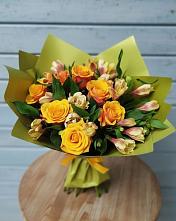 Букет цветов из:  Альстромерии и Розы в Новофрязино