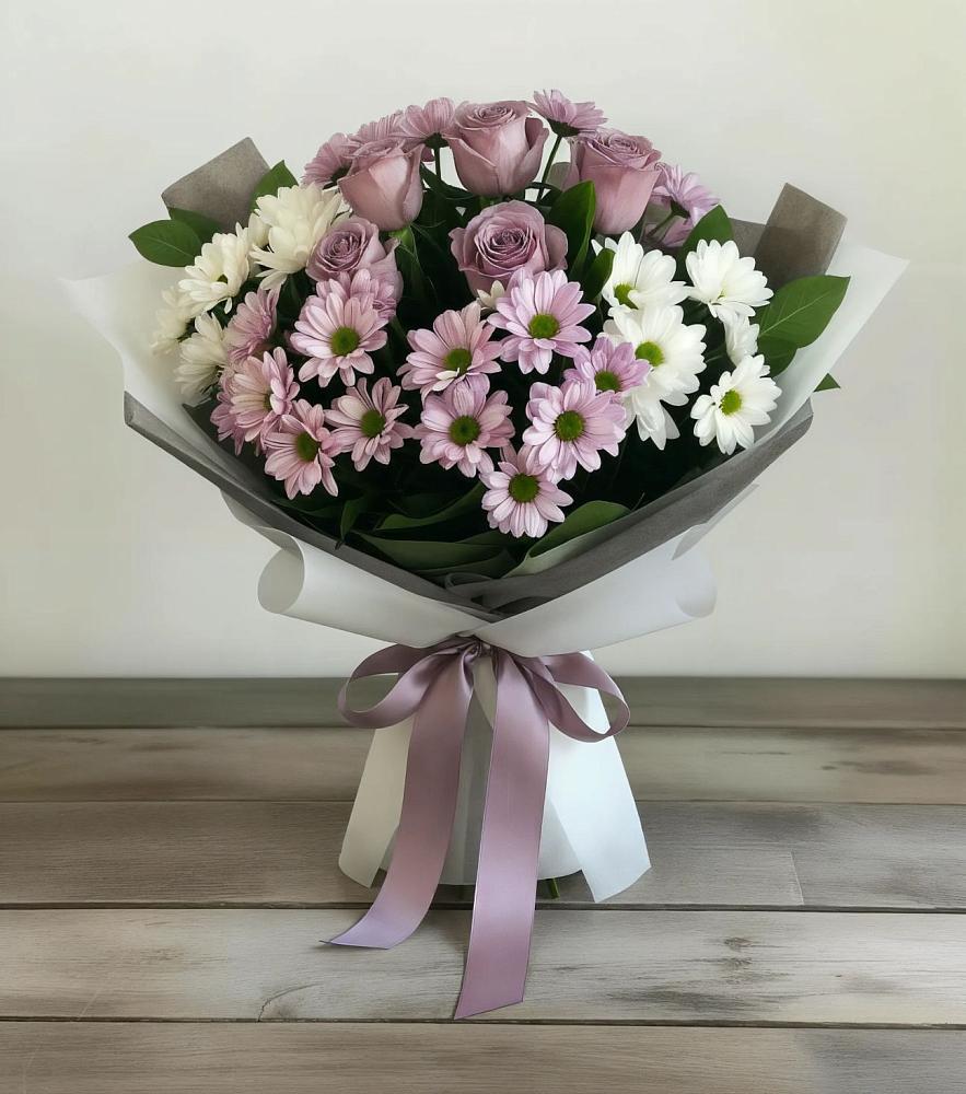 Букет цветов из: Хризантемы и Розы в Новофрязино