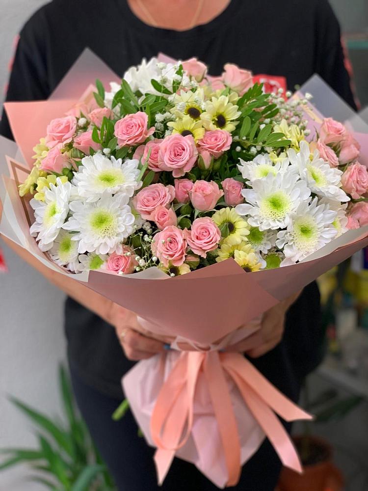 Букет цветов из: Розы и Хризантемы в Новофрязино