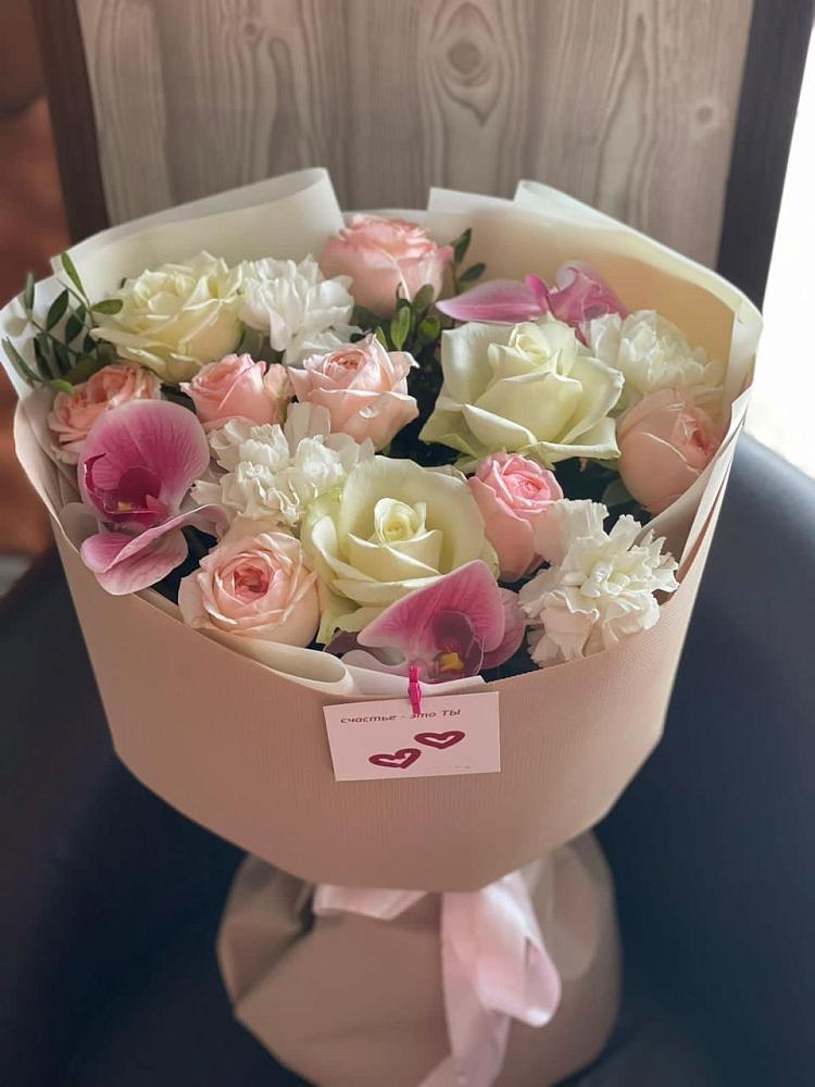 Букет цветов из: Орхидеи, Розы и Гвоздики в Новофрязино