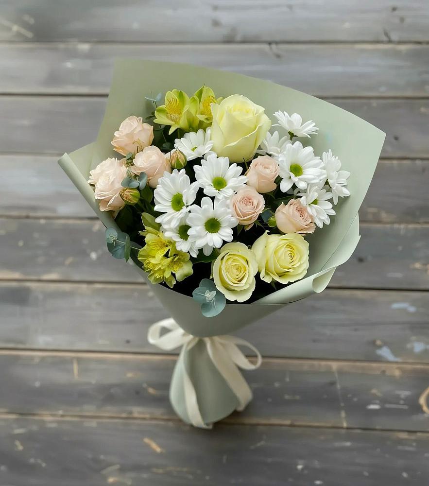 Букет цветов из: Альстромерии, Розы и Хризантемы в Новофрязино
