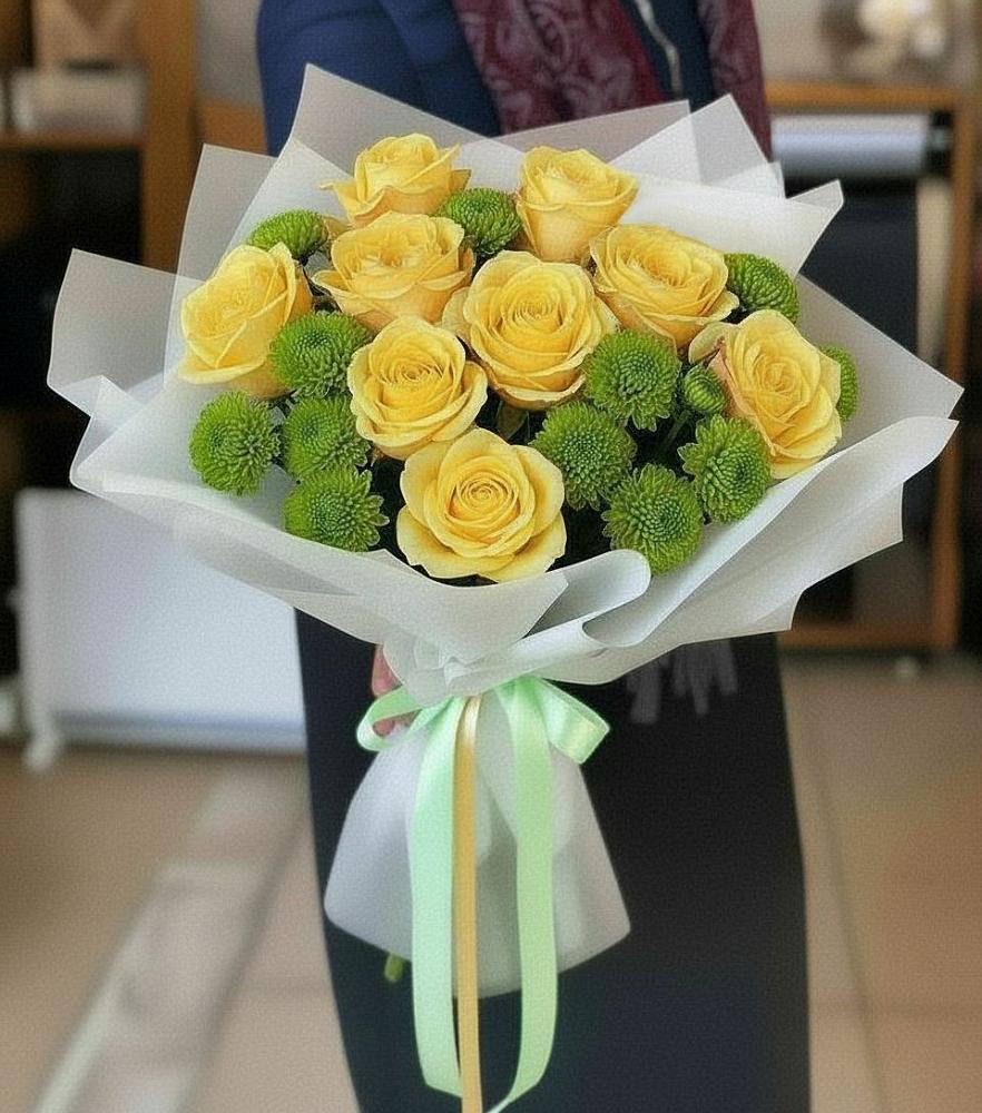 Букет цветов из: Хризантемы и Розы в Новофрязино