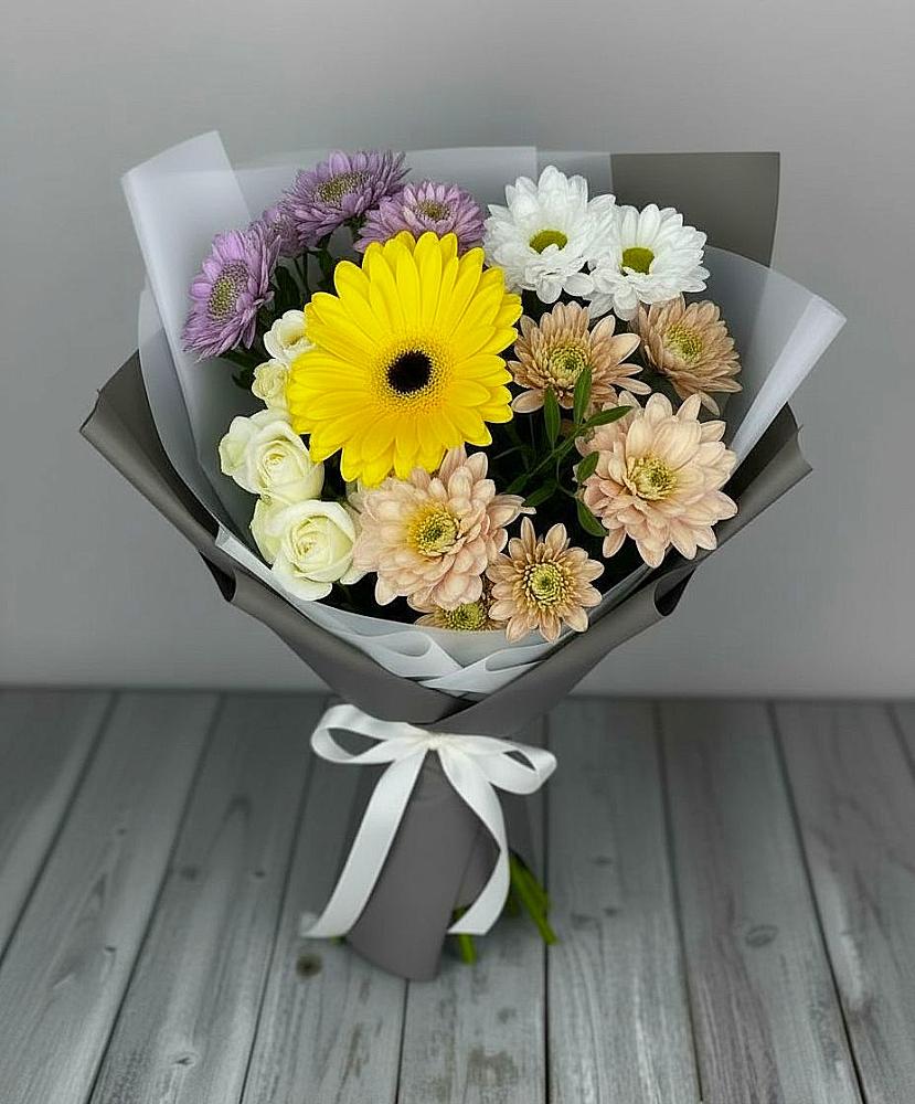 Букет цветов из: Розы, Герберы и Хризантемы в Новофрязино
