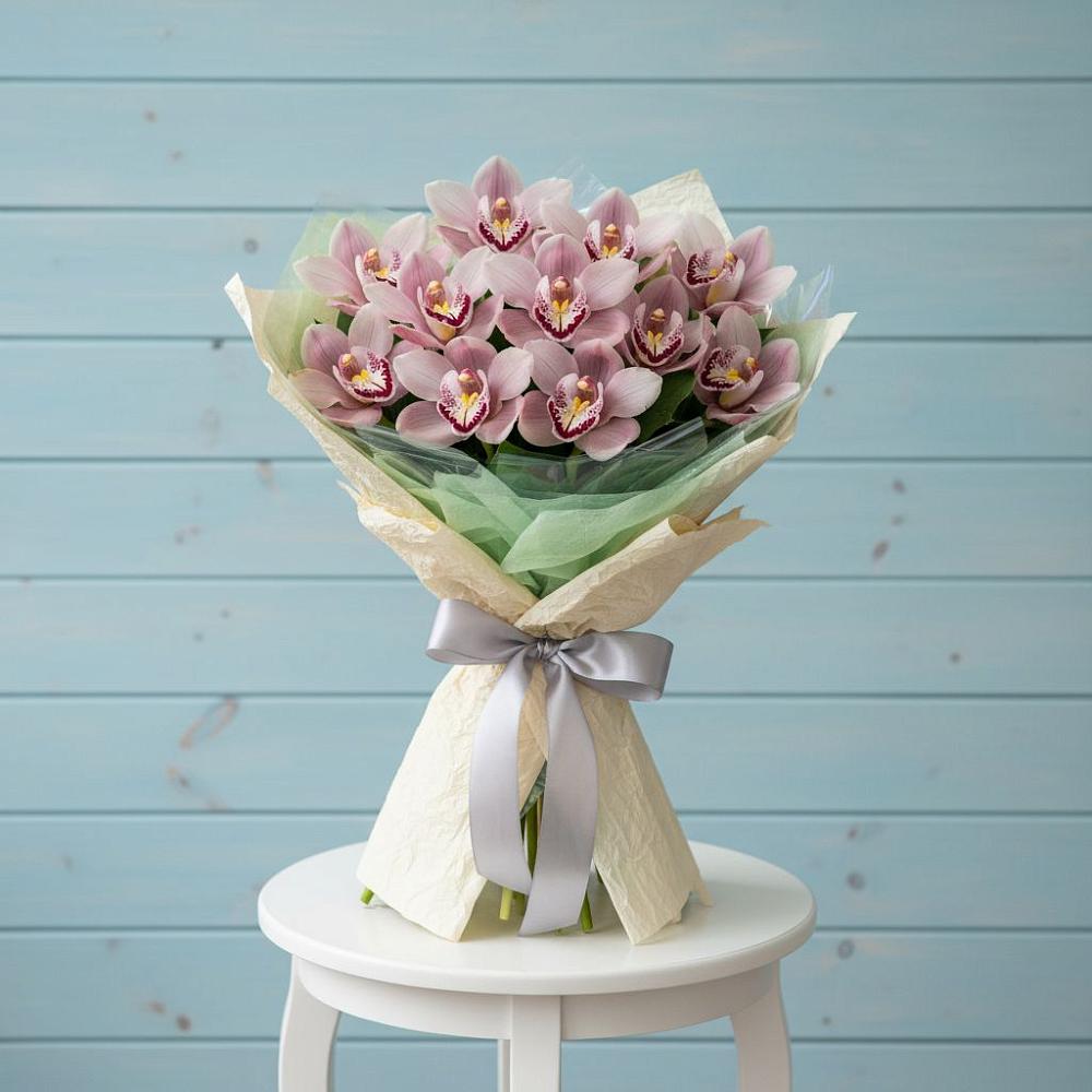 Букет цветов из: Орхидеи и Розы в Новофрязино