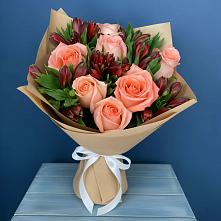 Букет цветов из:  Розы и Альстромерии в Новофрязино