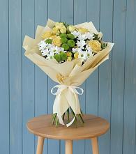 Букет цветов из:  Хризантемы и Розы в Новофрязино