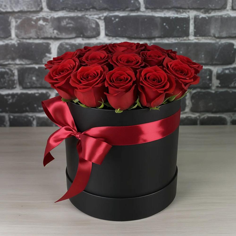 Цветочная композиция из Розы в шляпной коробке в Новофрязино