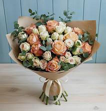 Букет цветов из:  Альстромерии и Розы в Новофрязино