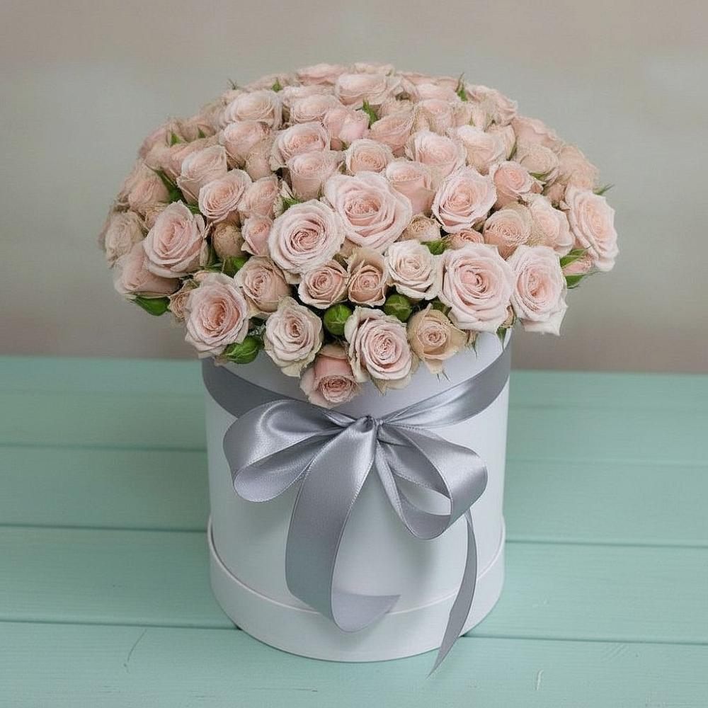 Цветочная композиция из Розы в шляпной коробке в Новофрязино